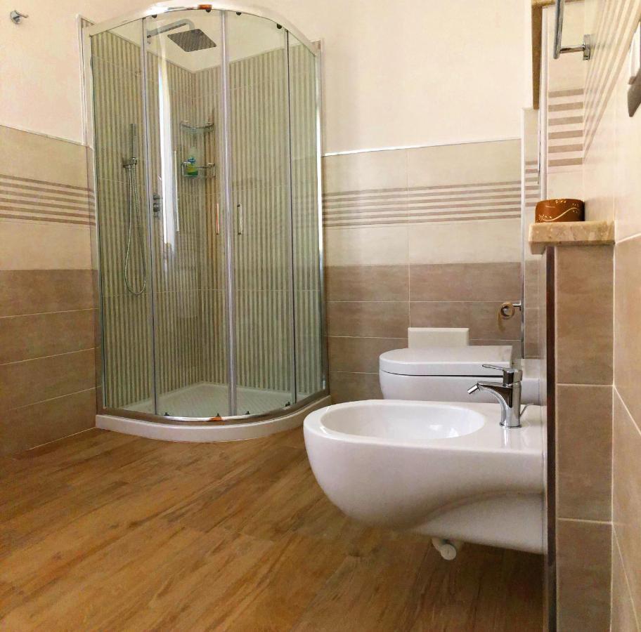 Le Residenze Del Mare Monolocale N2 Apartment La Caletta Bagian luar foto