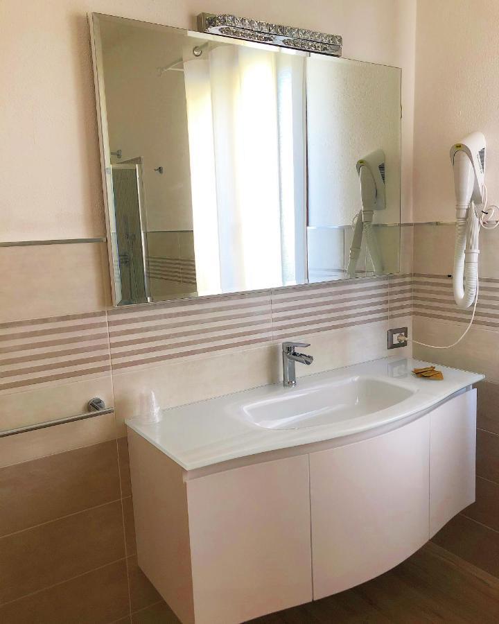 Le Residenze Del Mare Monolocale N2 Apartment La Caletta Bagian luar foto